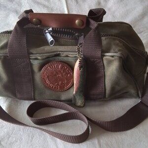 Duluth Pack Vintage green canvas bag